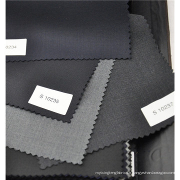 Tissu sergé w70p30 fabriqué pour l&#39;uniforme de costume de haute qualité